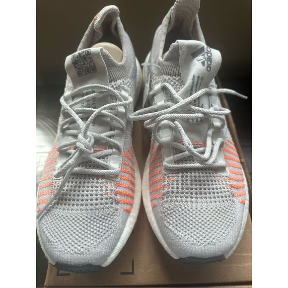 adidas Men's Pulseboost Hd Running Shoe size 11 1/2 - Picture 3 of 7
